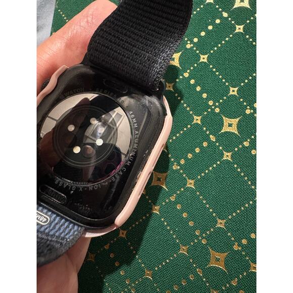 Apple Watch Series 10 46mm Black with Sports Loop - Picture 3 of 6